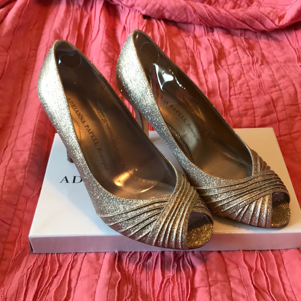 NEW LISTING - Adrianna Papell Boutique Shoes - 7.5W
